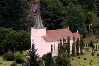 Åna-Sira Church