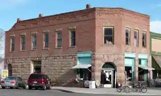 Vale Drug Store