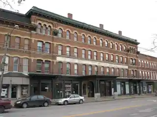 Bateman Hotel