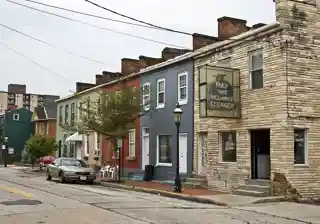 200–208 Decatur Street