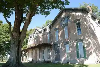 Joseph Holt House and Chapel