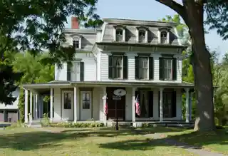 General Sacket House