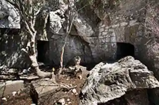 Green's Lodge Battery