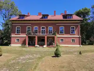 Dautarai Manor
