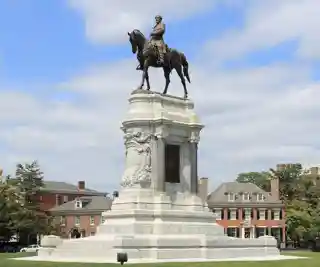 Robert E. Lee Monument