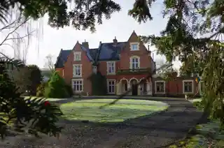 Fronfraith, Llandyssil, Powys