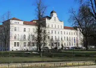 St. Stanislaus Institute