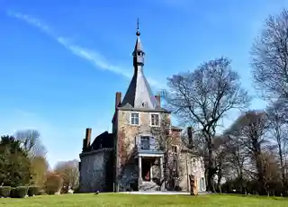 Waroux Castle
