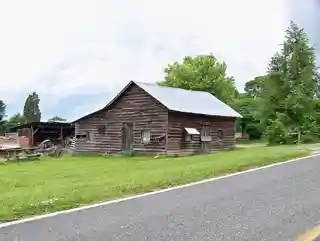 Reinhardt-Craig House, Kiln and Pottery Shop