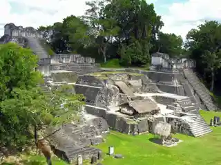 Tikal Temple 33