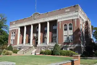 Lonoke County Courthouse