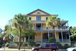 Gov. William Aiken House