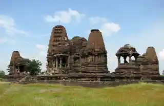 Gondeshwar Temple