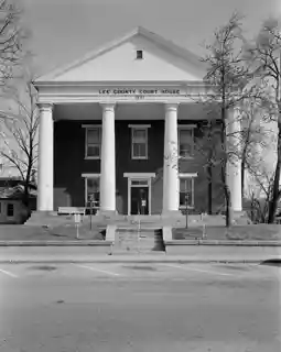 Lee County Courthouse