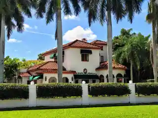Thomas House
