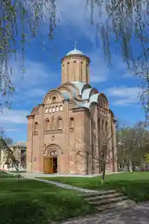 Pyatnytska Church  П'ятницька церква