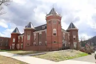 Summers County Courthouse