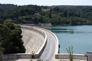 Marathon Dam