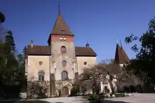 Münchenwiler Castle / Château de Villars-les-Moines