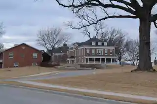 Drumm, Andrew, Institute