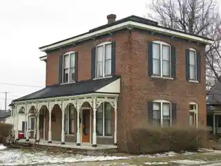 Davenport-Bradfield House