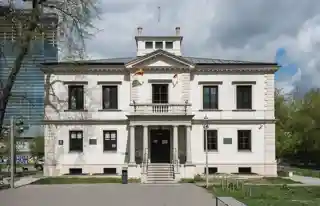 Sikorski Palace