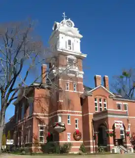 Gwinnett Historic Courthouse
