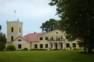 Dzērbene manor