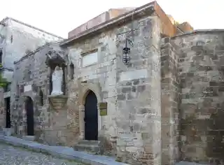 Holy Trinity Church