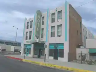 6th Avenue Hotel - Windsor Hotel