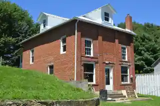 People's Bank of Eggleston