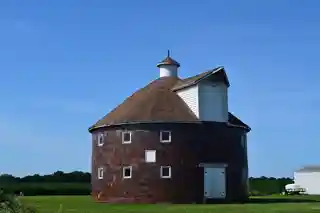 Virginia Tillery Round Barn