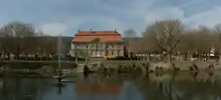 L'Isle Castle
