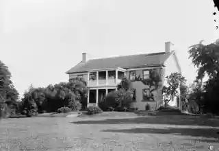 DeCew House