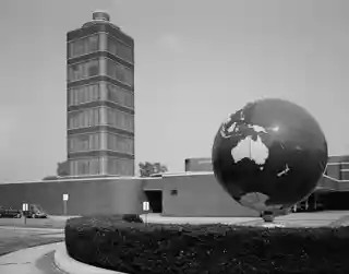 Administration Building and Research Tower, S.C. Johnson Company