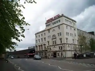 Queens Hotel