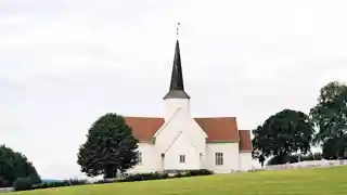 Brøttum Church