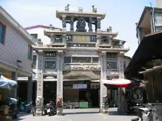 Chastity Arch for Qiu Liang-gong's Mother