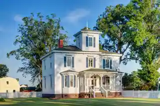 Shaw House