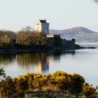 Doe Castle