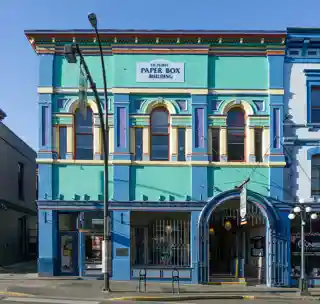 H. Saunders Grocery and Liquor Store