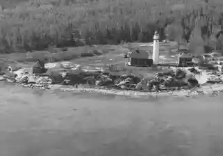 Au Sable Light