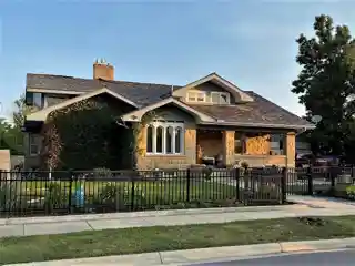 Huntoon Residence