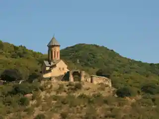 Tsughrughasheni Church  წუღრუღაშენის ეკლესია