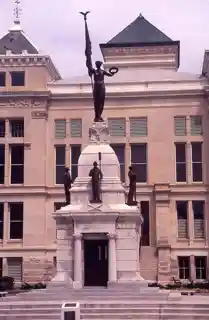 Sedgwick County Memorial Hall and Soldiers and Sailors Monument