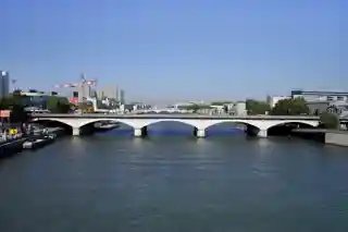 Pont National