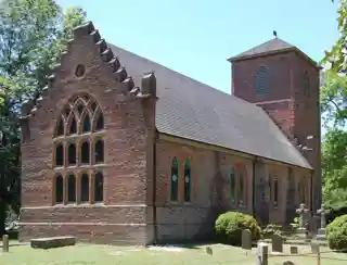 Saint Luke's Church (Smithfield)