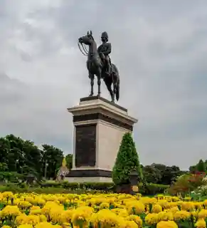 Equestrian statue of King Chulalongkorn