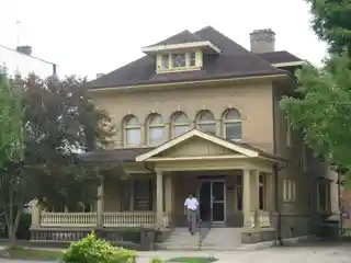 Clutts House