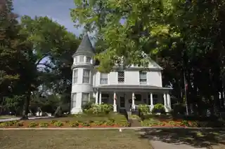 Henry E. and Ella M. (Knott) Nicolaus House